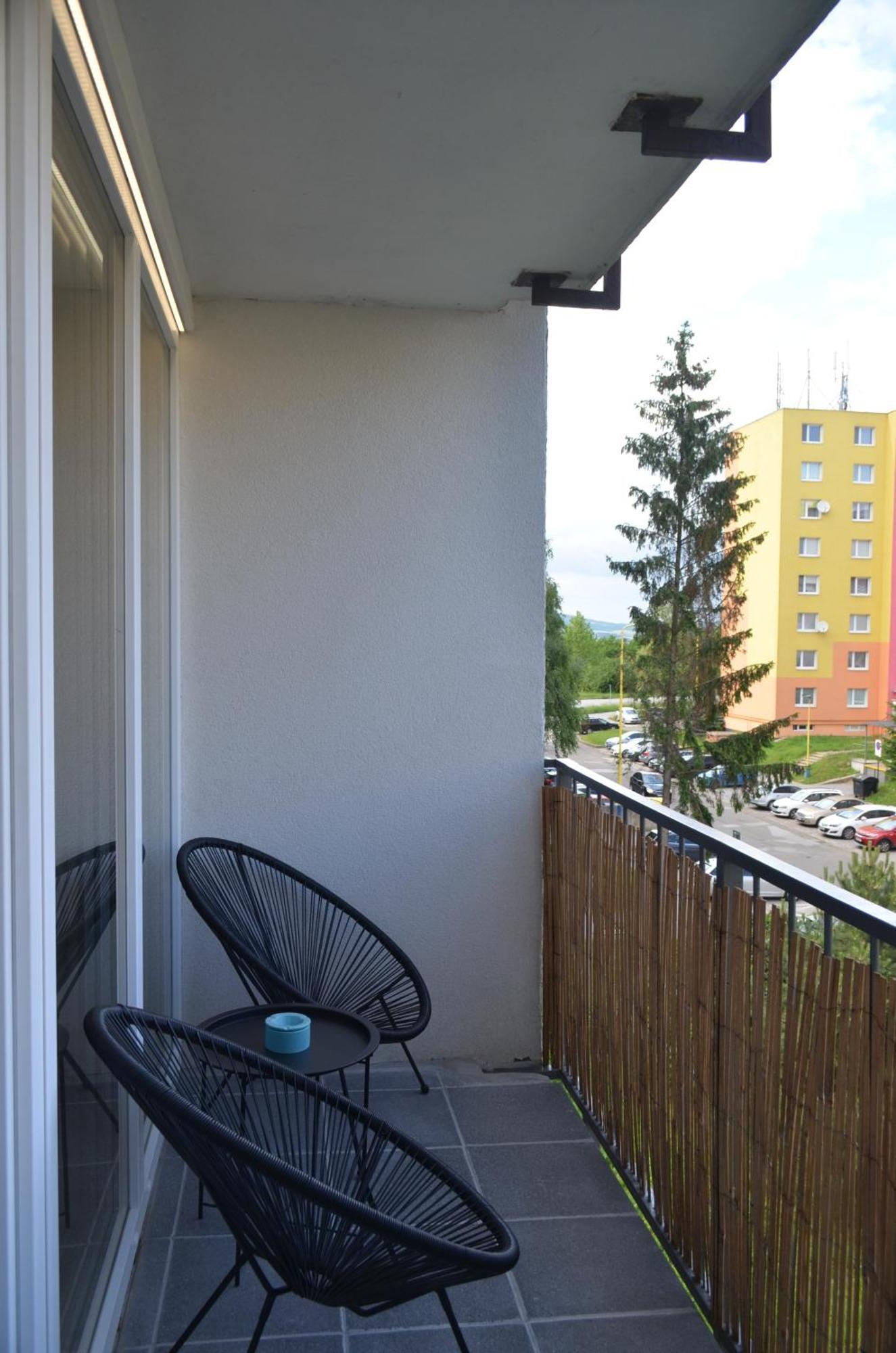 Apartment Hemsen Presov Bagian luar foto
