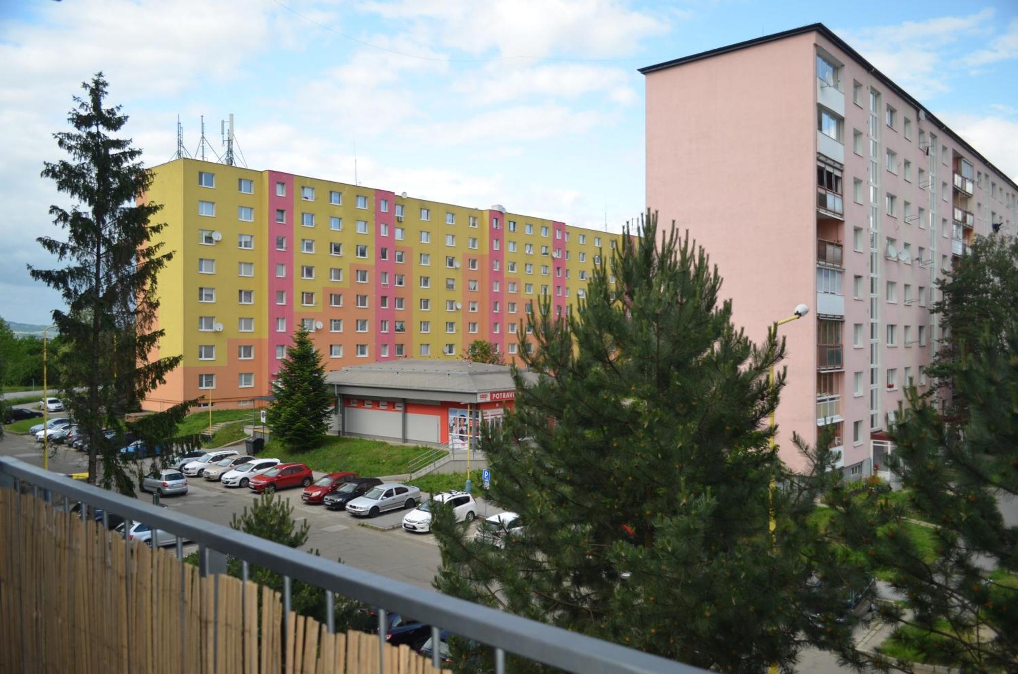 Apartment Hemsen Presov Bagian luar foto